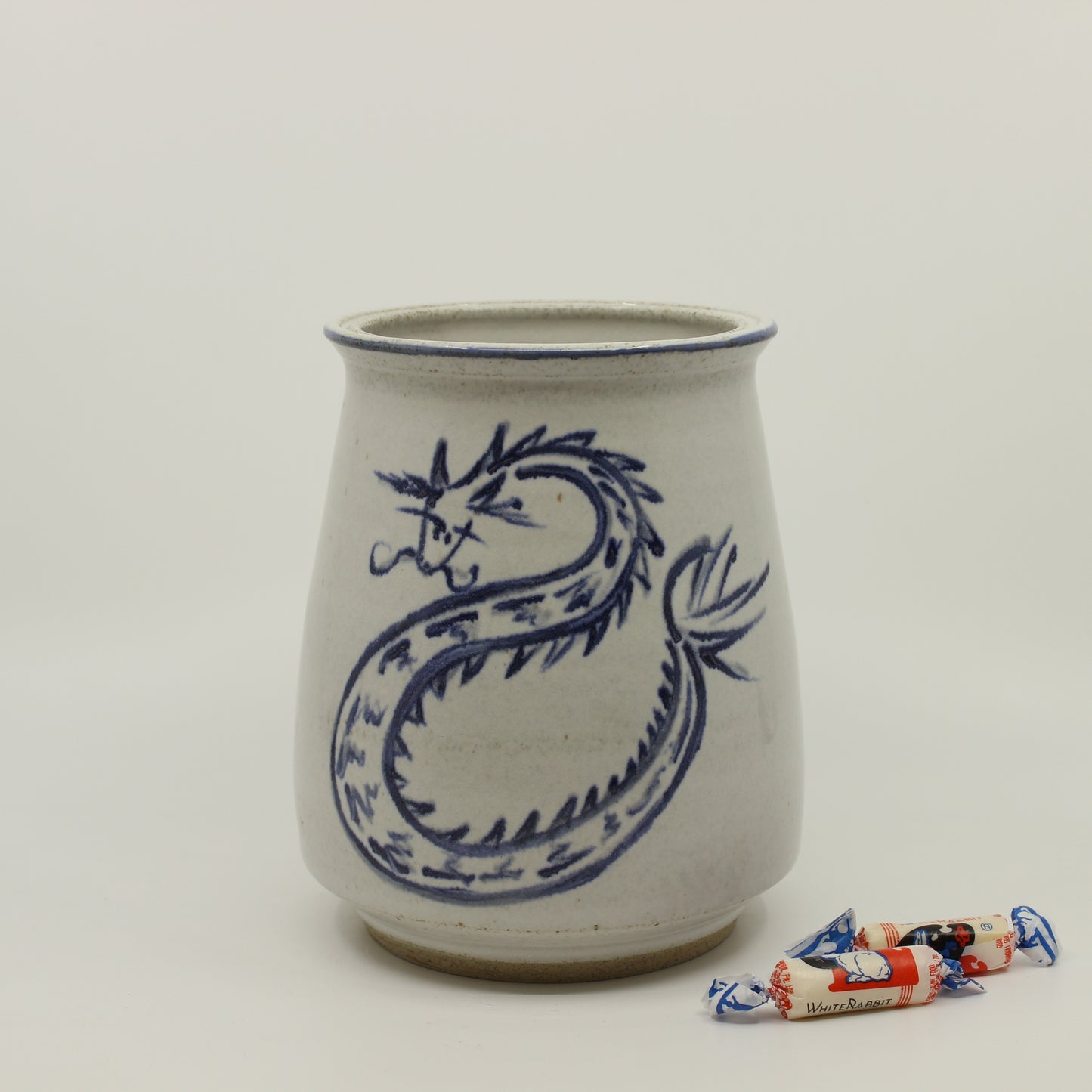 Dragon Vase 2