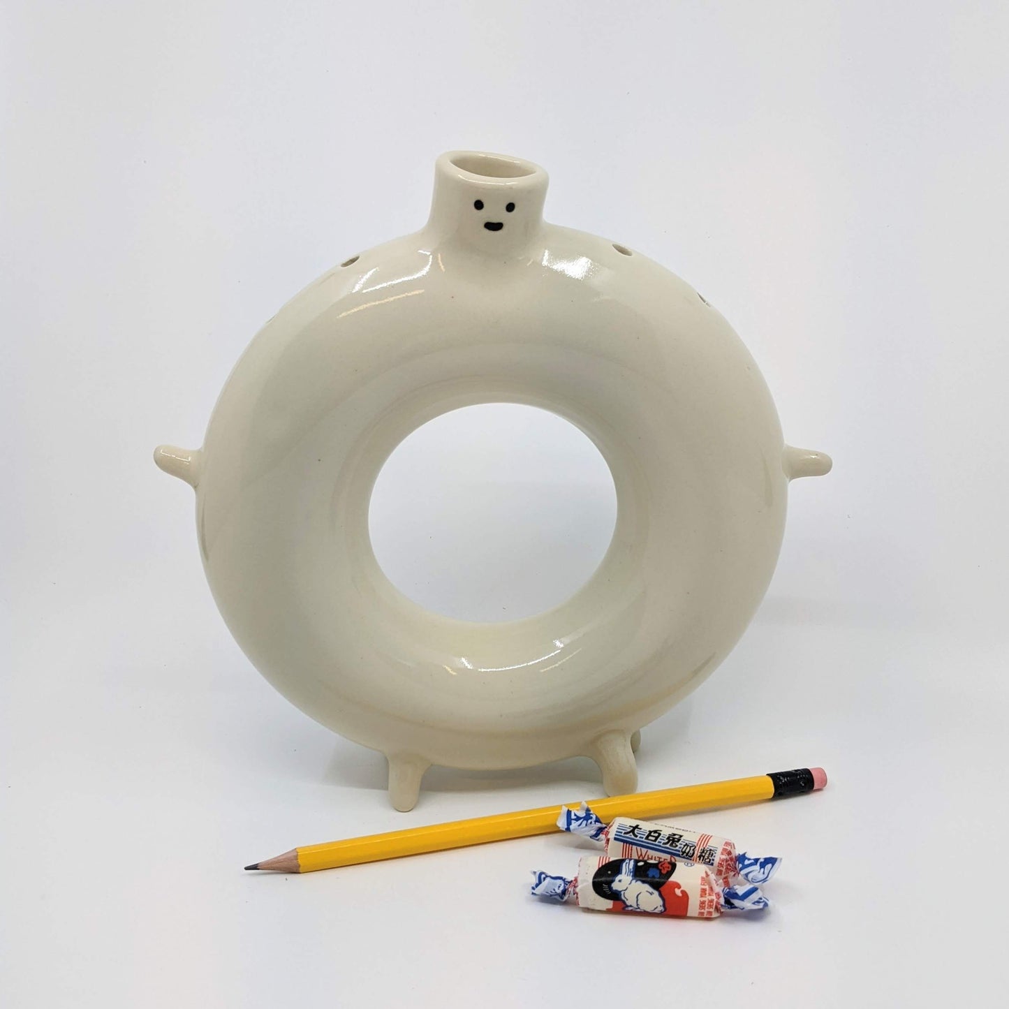 Standing Donut Flower Vase