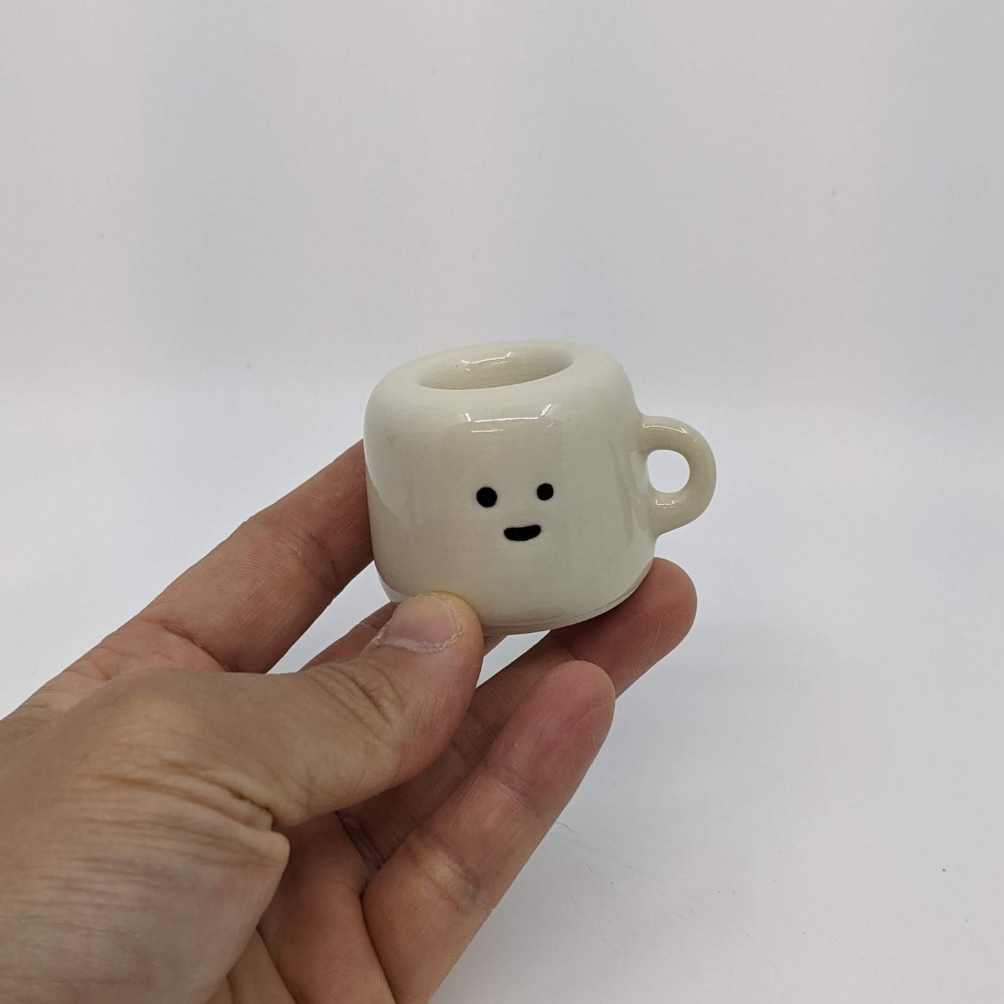 Little Holder of Tall Things