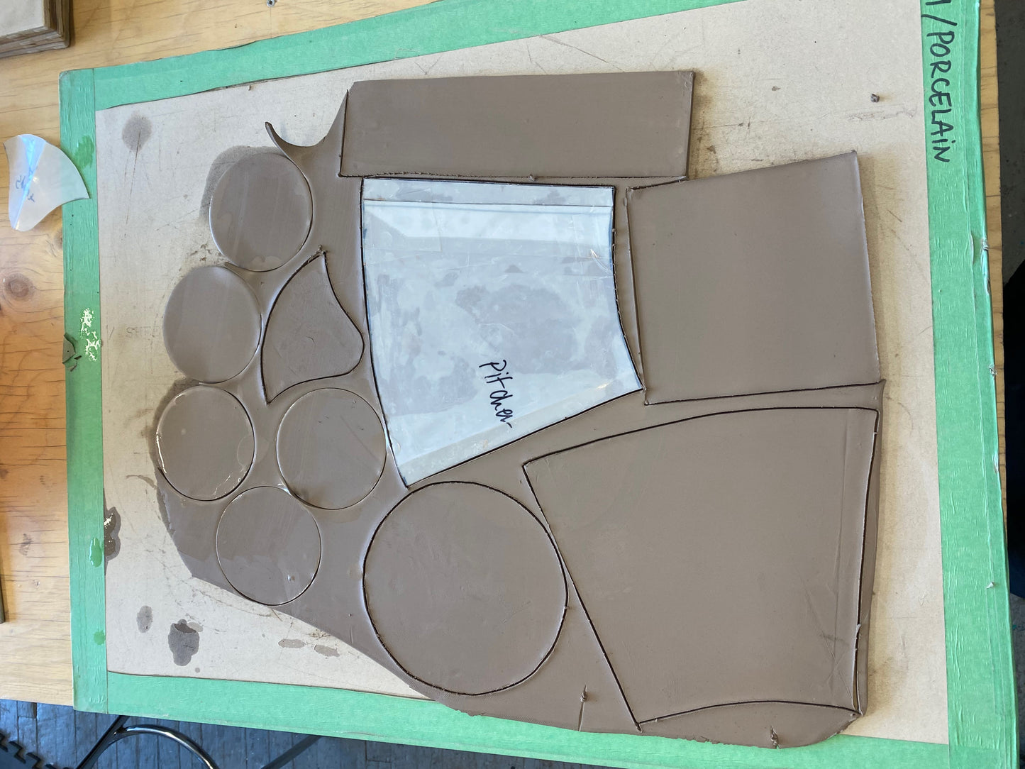 Handbuild a Clay Pitcher with Minipott!