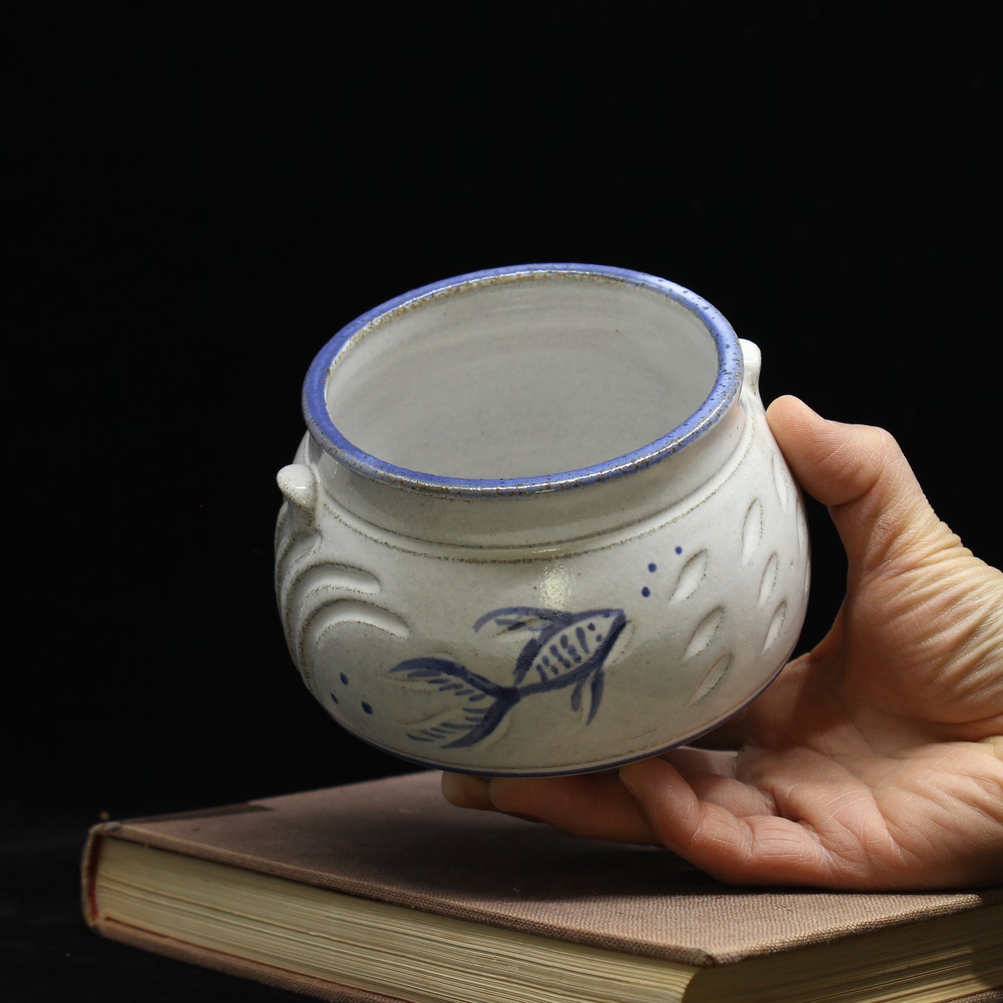 Stoneware Vase- Fish (5)