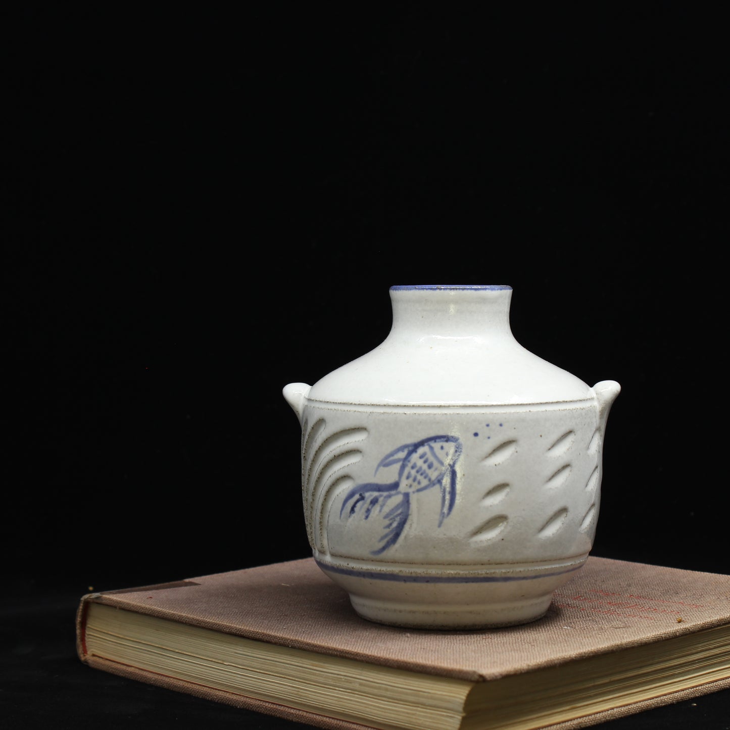 Stoneware Bottle Vase- Fish (7)