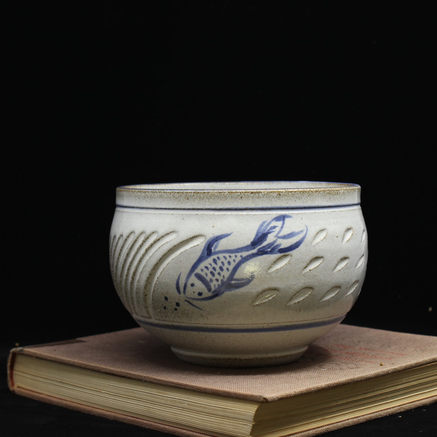 Stoneware Vase- Fish (8)