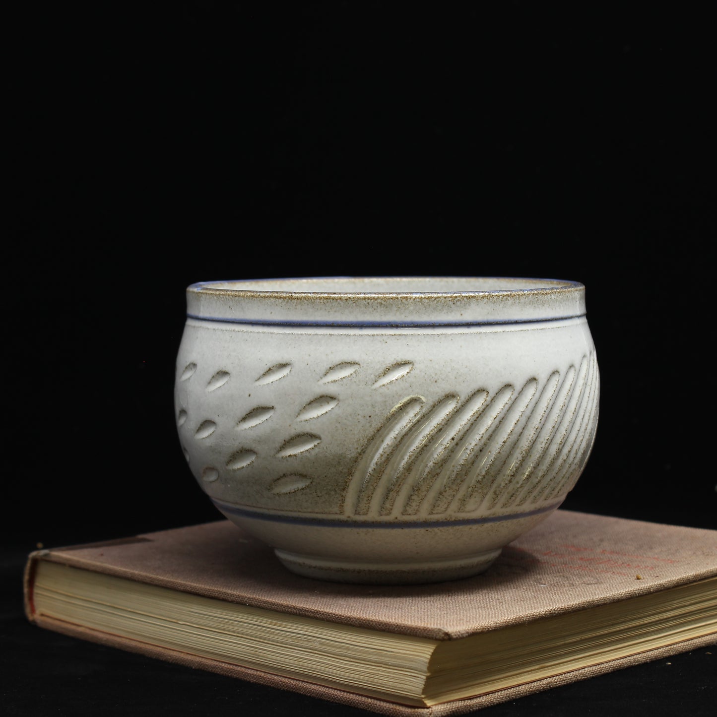 Stoneware Vase- Fish (8)