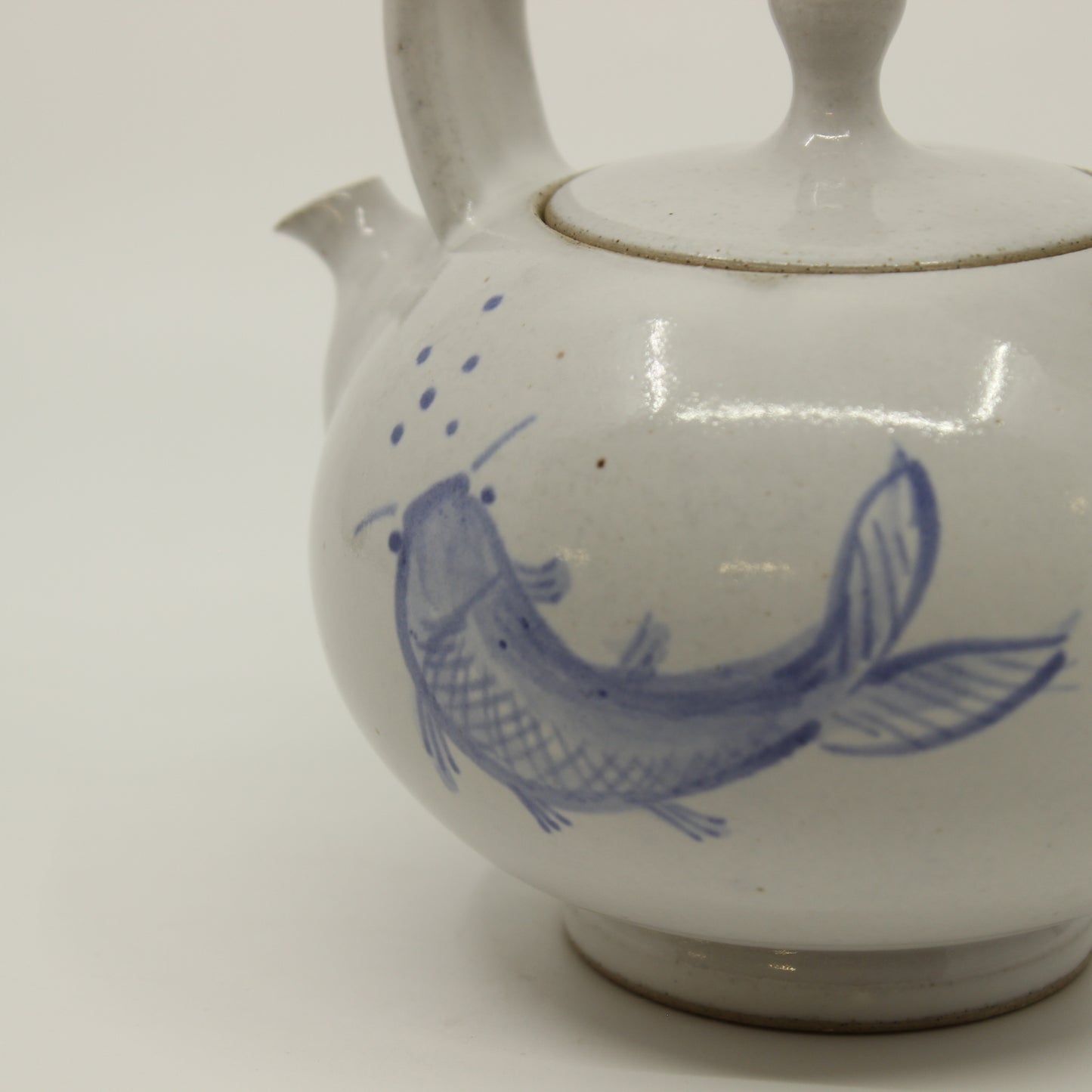 Round Carp Teapot